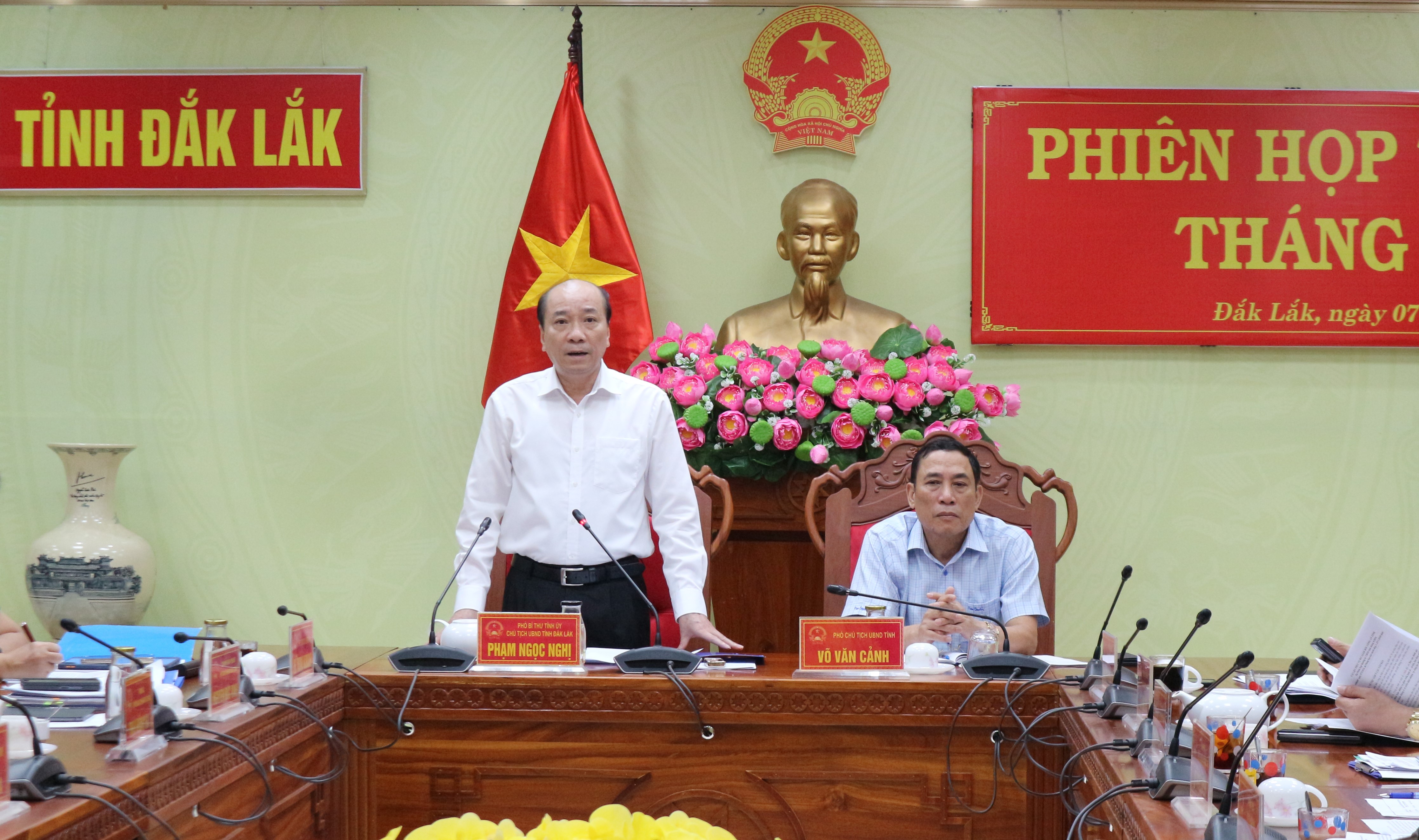 Phiên họp thường kỳ tháng 4/2024